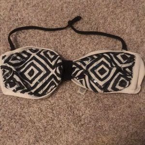 Victoria’s Secret PINK strapless bikini